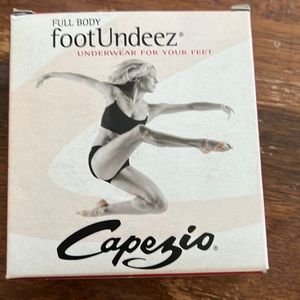 Capezio Full Body footUndeez